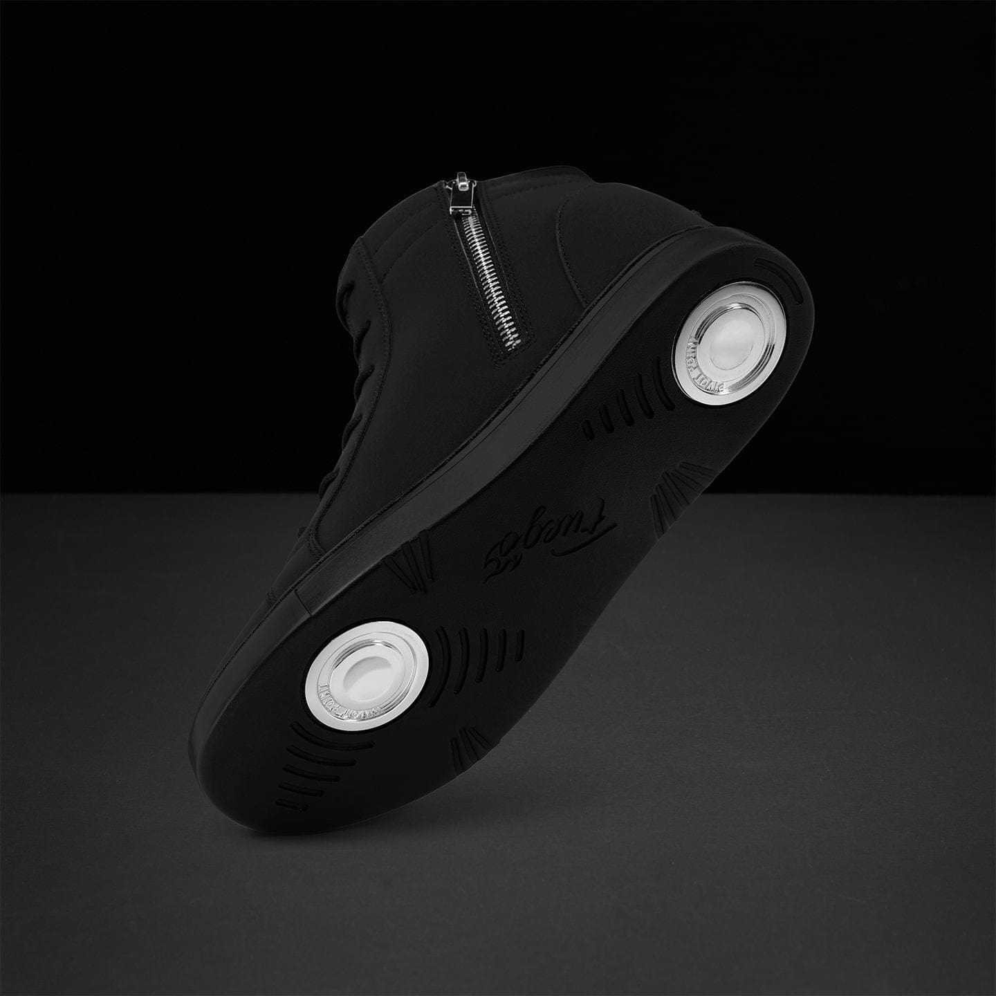 Fuego Sneakers All-black | Wedge