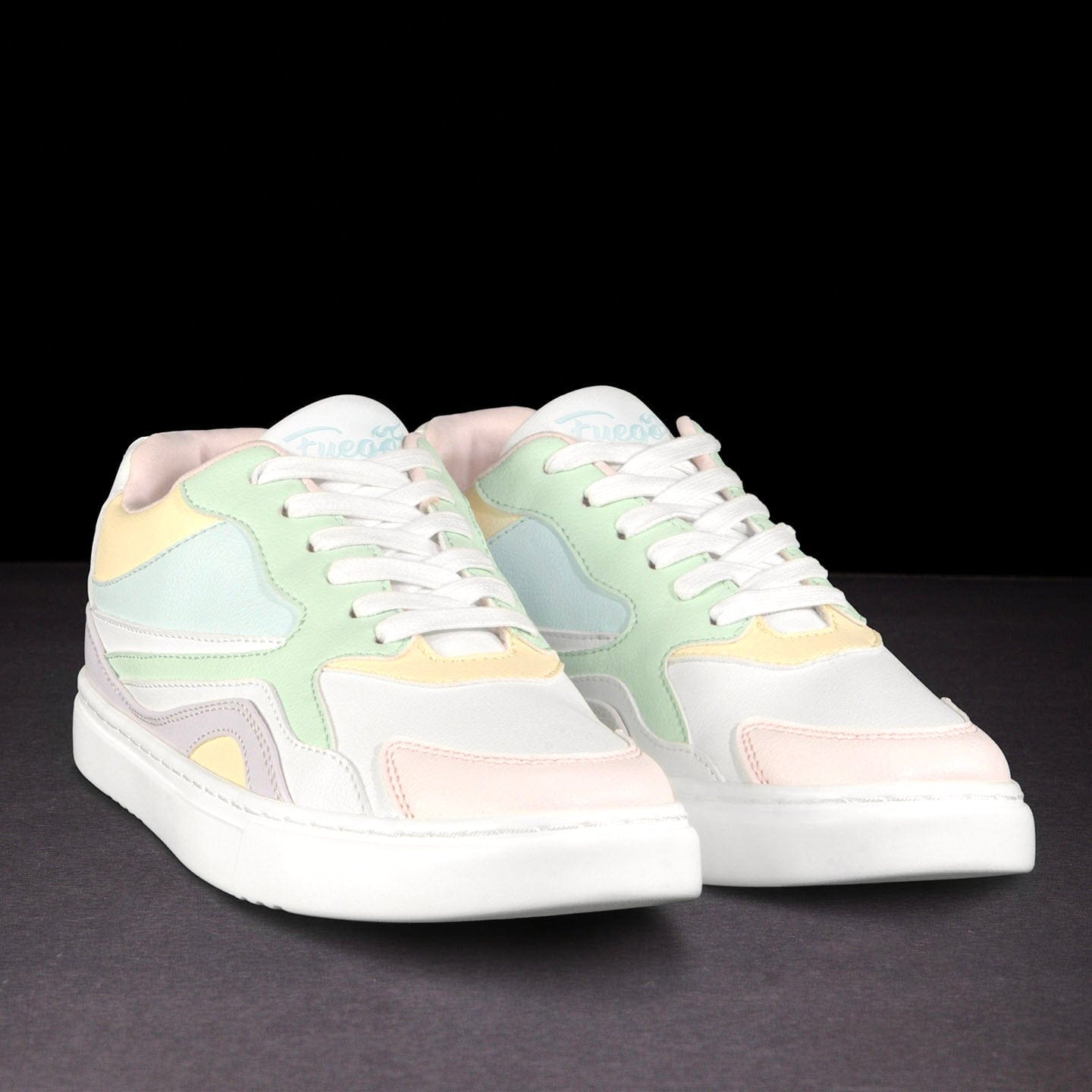 Fuego, Inc. Sneakers Pastel | Low-top