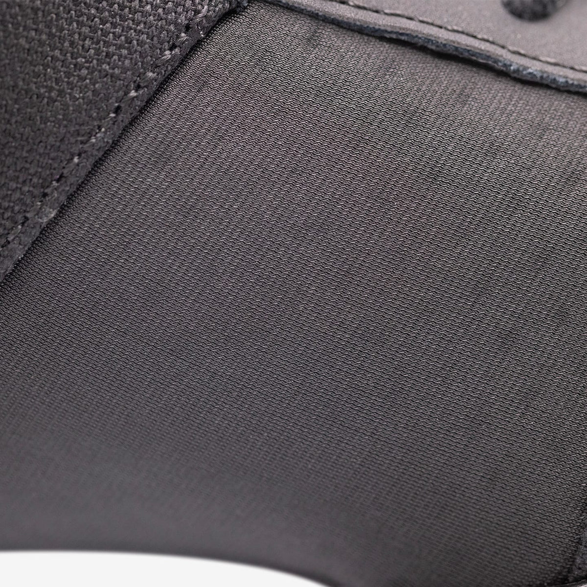 Fuego Sneakers All-black Split-sole
