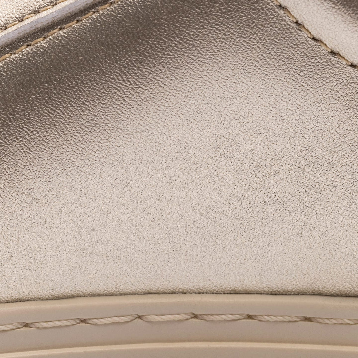 Fuego, Inc. Sneakers Champagne Low-top
