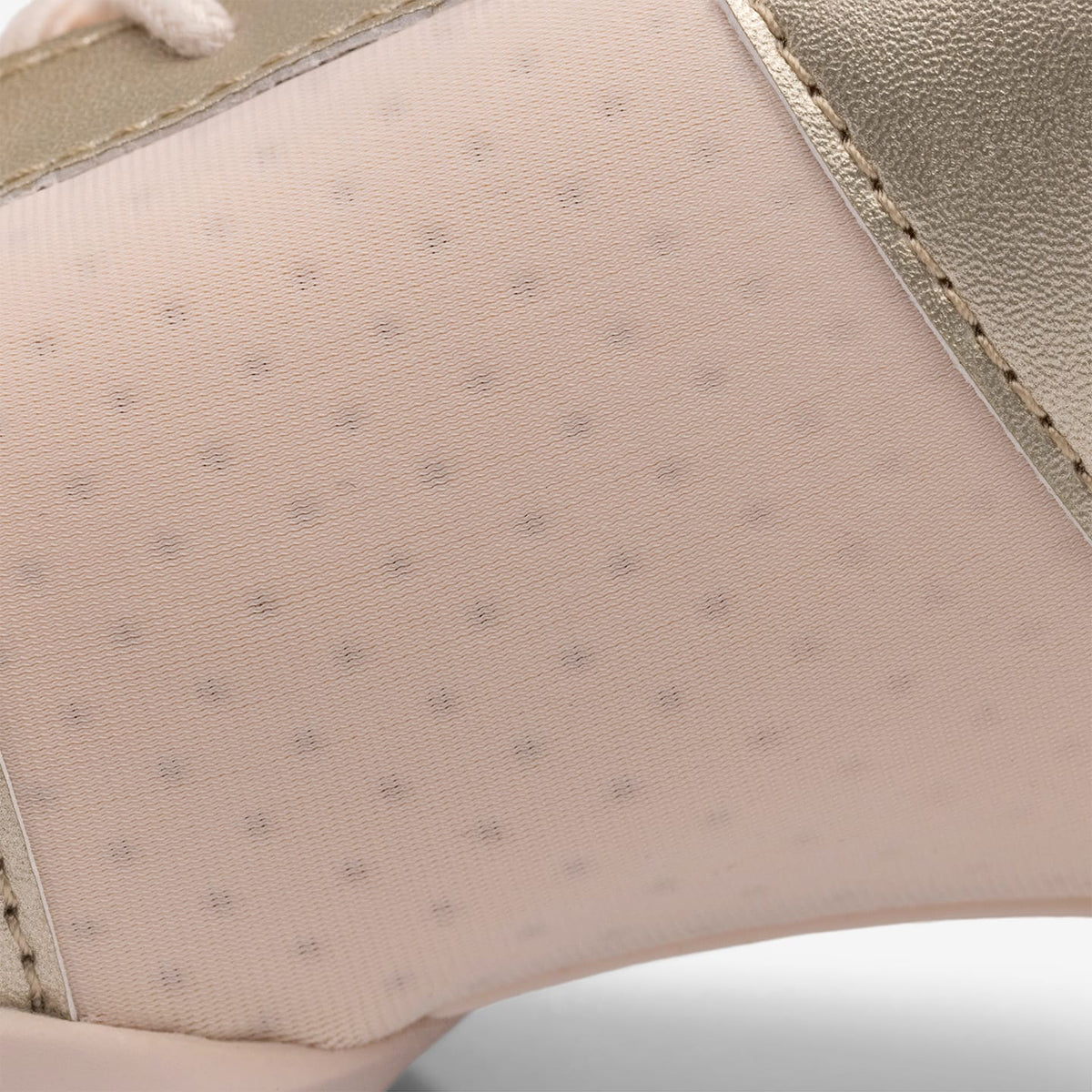 Fuego, Inc. Sneakers Champagne Split-sole