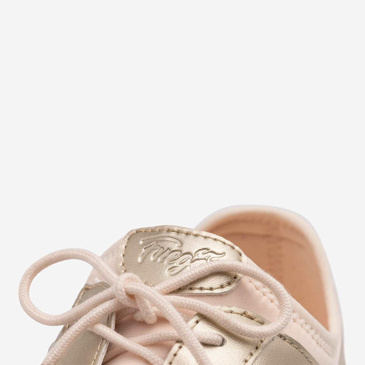 Fuego, Inc. Sneakers Champagne Split-sole