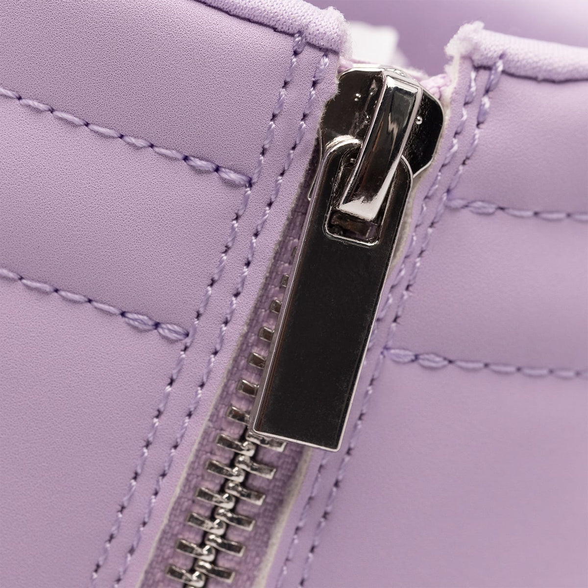Fuego Sneakers Lavender Wedge