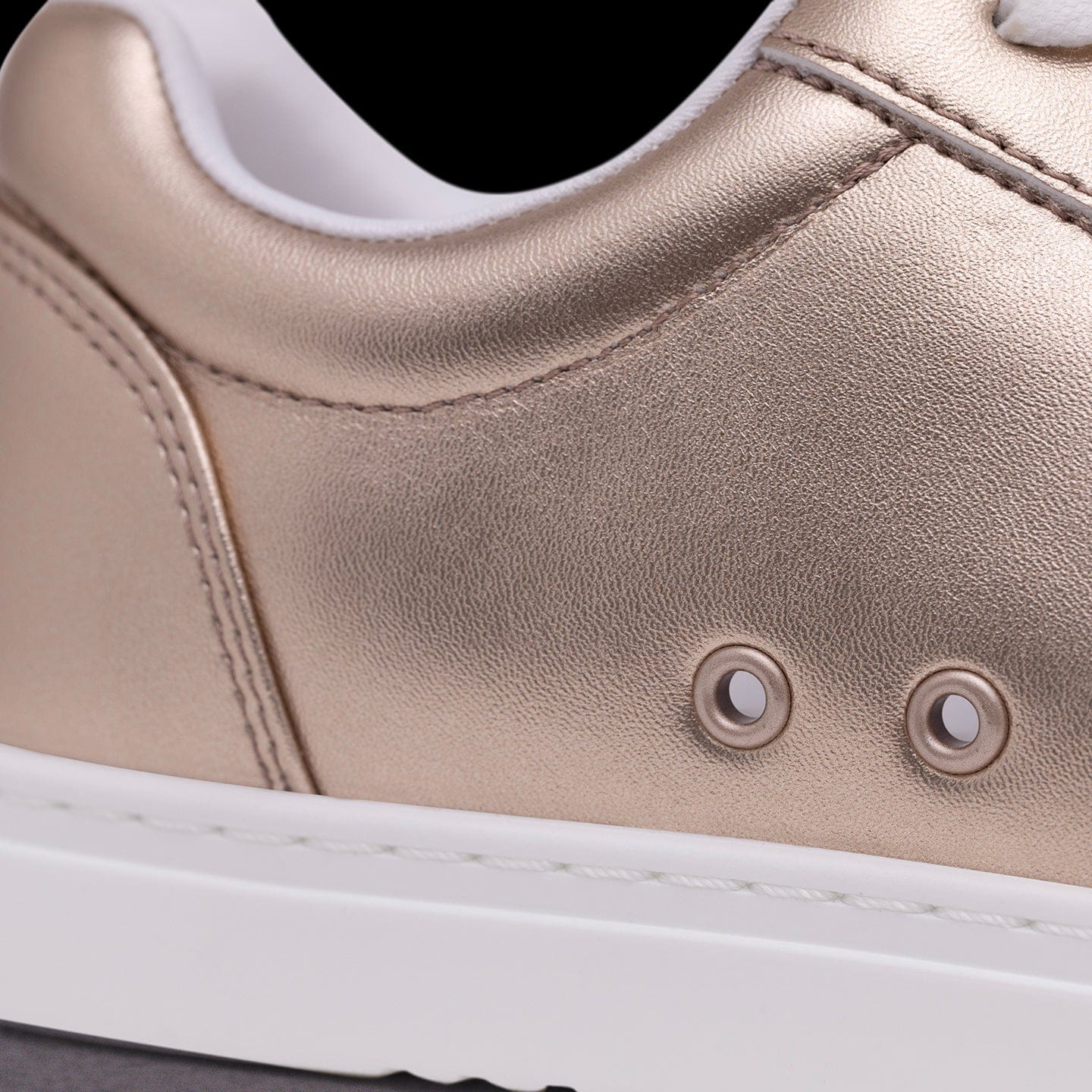 Fuego Sneakers Rose Gold | Low-top