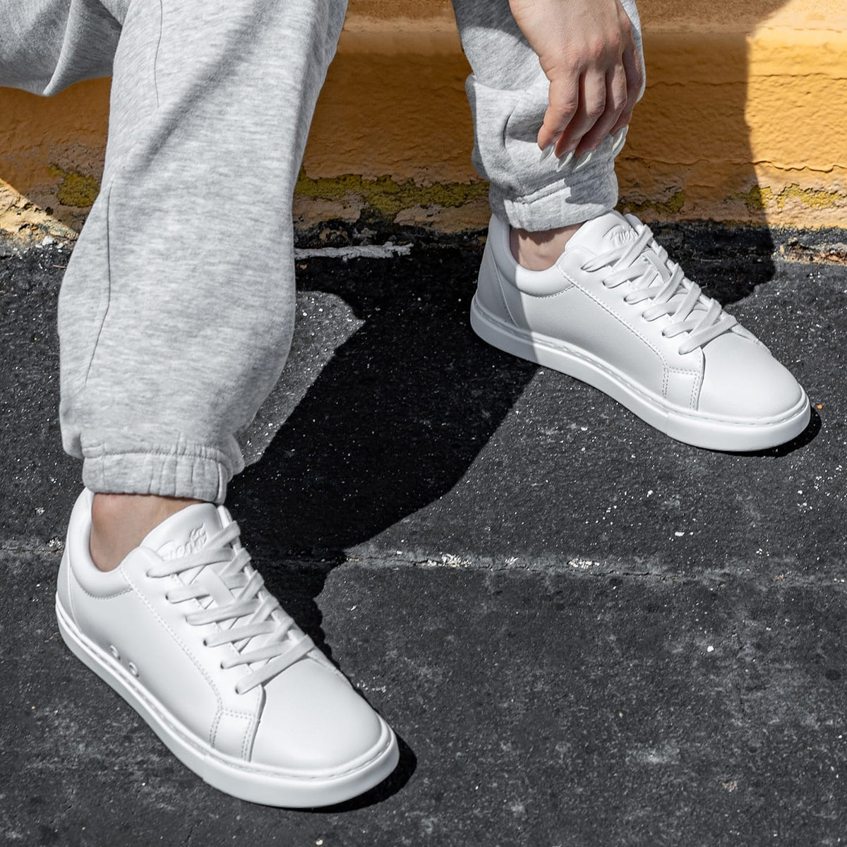 Fuego Sneakers White Low-top